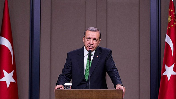 Cumhurbakan Erdoan'dan 4 bakanla ilgili karara ilk tepki
