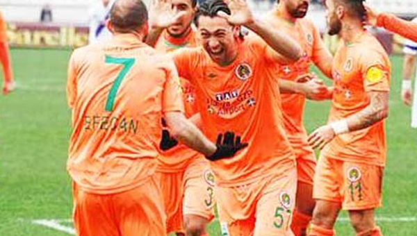 Albimo Alanyaspor  deplasmanda daha baarl