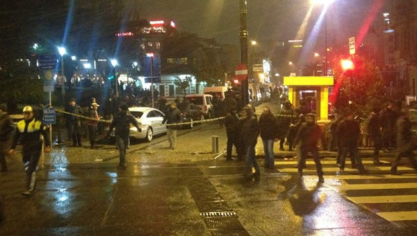 stanbul Sultanahmet'te polise saldr: 1 polis ehit