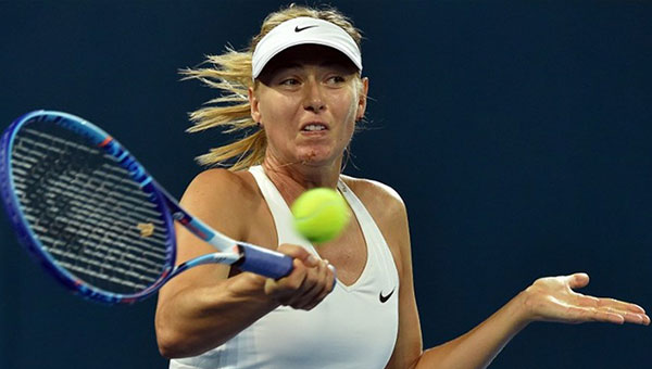 Sharapova rahat kazand