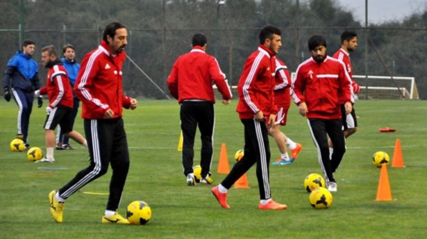 Sivasspor almalara devam ediyor