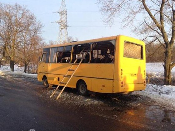 Ukrayna'da otobse roketatarl saldr