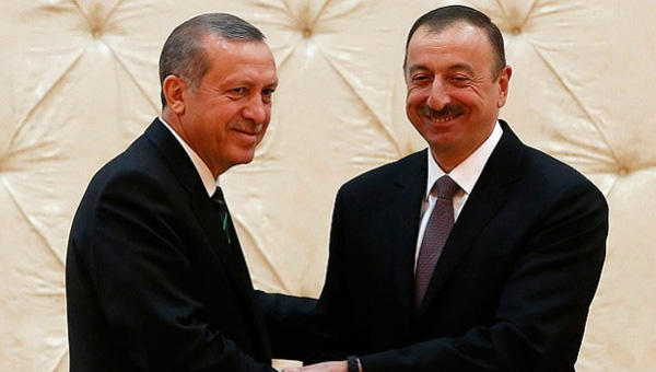 Ankara'da Aliyev'i o askerler karlad