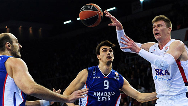 Anadolu Efes, CSKA'ya direnemedi!