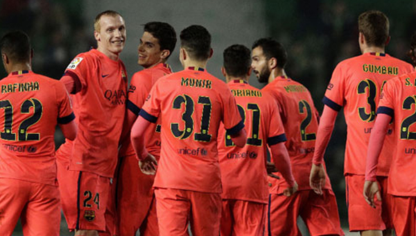 Barcelona Elche'yi rahat geti