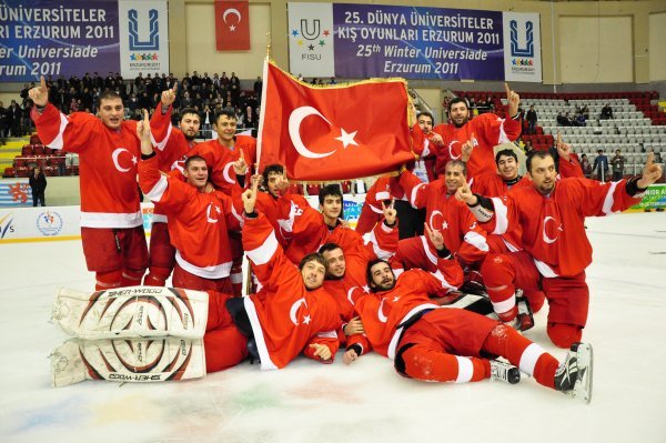 U-20 Buz Hokeyi Erkek Milli Takm kamp almas