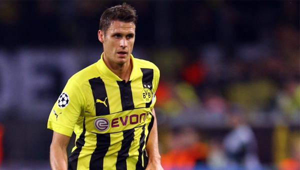 Borussia Dortmund'da Kehl 4 hafta yok!