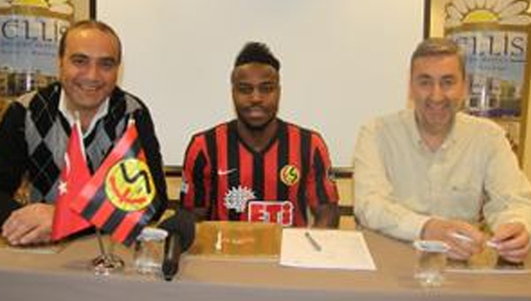 Eskiehirspor  Nzuzi Toko'yu transfer etti