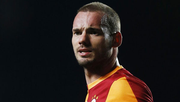 Sneijder patlad! ''Deli miyim?''