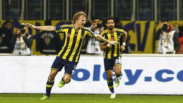 Fenerbahe Kasmpaa'y 3-0 malup etti