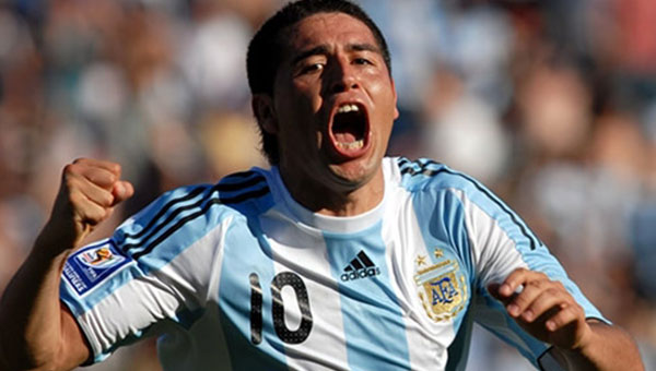 Roman Riquelme de veda etti