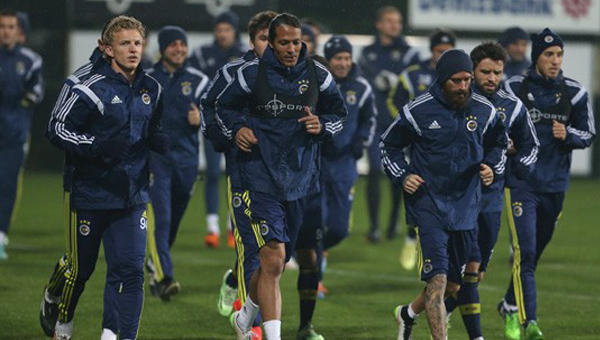 Kuyt ve Meireles takmla alt!