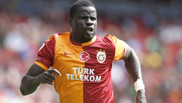 Sunderland, Emmanuel Eboue'yi stiyor