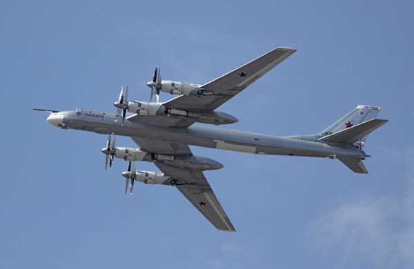 Rus bombardman uaklar ngiltere hava trafiini aksatt