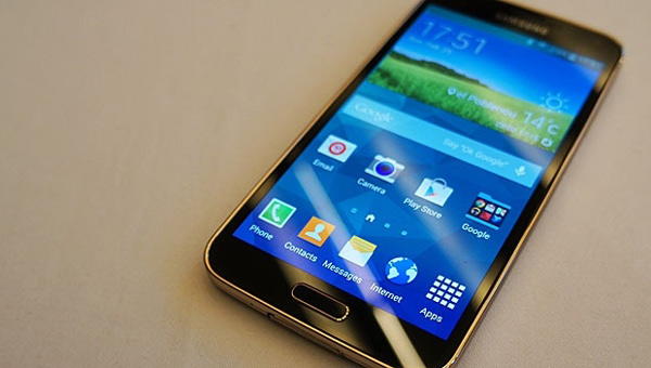 Trkiye'de Samsung Galaxy S5'in Android Lolipop gncellemesi balad