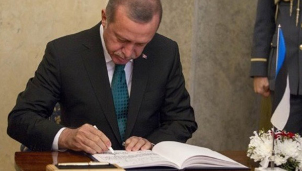 Cumhurbakan Erdoan Fahri Kasrga'y YK yeliine seti
