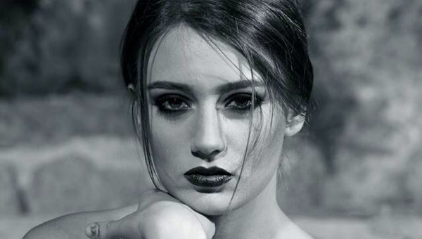 Gizem Karaca sevgilisi Survivor Anl'a destek istedi