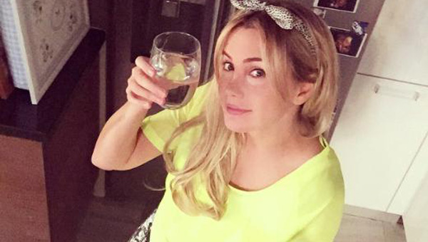 Ece Erken'den Instagram karar!