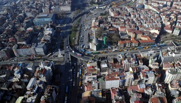 stanbul'da 'stinye Bayr Caddesi'nin ad deiti, 'Katar Caddesi' oldu