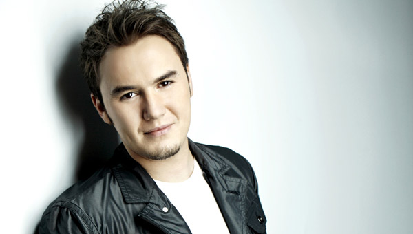 Mustafa Ceceli'den romantik doum gn mesaj