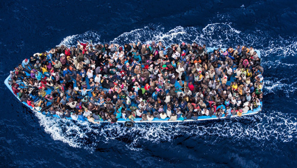 Akdeniz'de gemi batt: Yzlerce kii ld