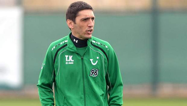 Hannover 96, Tayfun Korkut'u kovdu