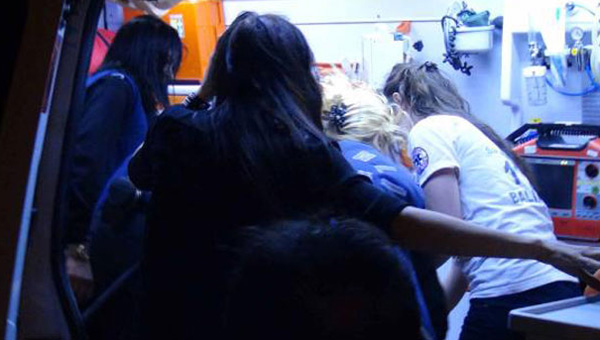 Mustafa Ceceli konserinde sahne kt