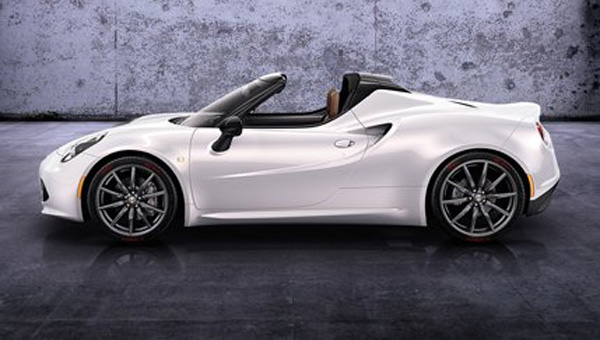 Alfa Romeo 4C Spider Trkiye'de
