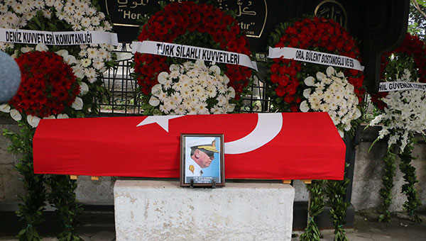 Emekli Tuamiral akmak, topraa verildi 