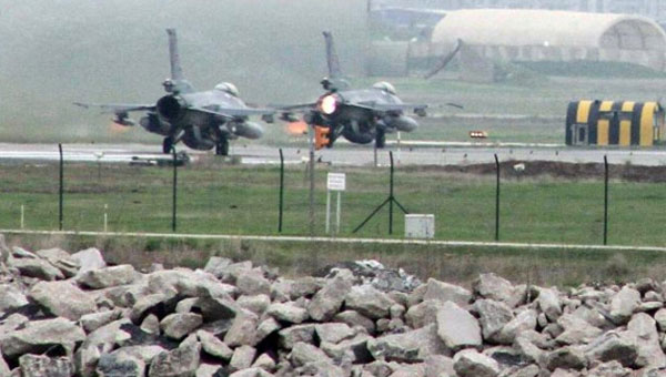 Diyarbakır'a F-16 takviyesi