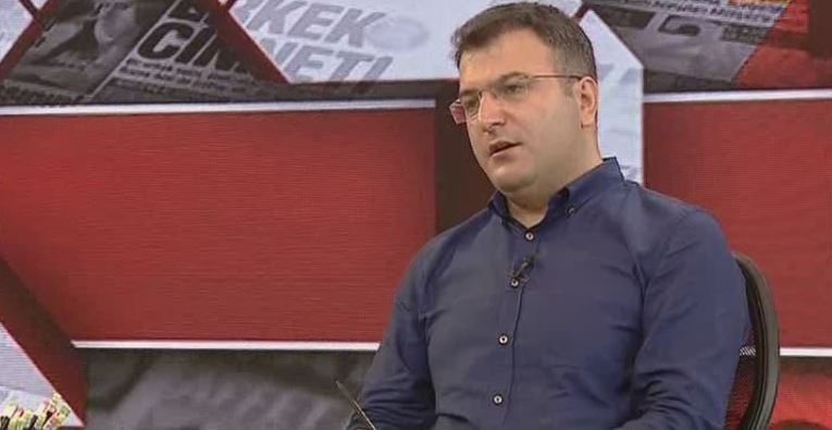 Cem Kk: Ahmet Hakan, Rasim Ozan kendisinden daha zengin olduu iin kuduruyor 