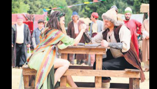 Bilek grei ustas Tuvana Trkay
