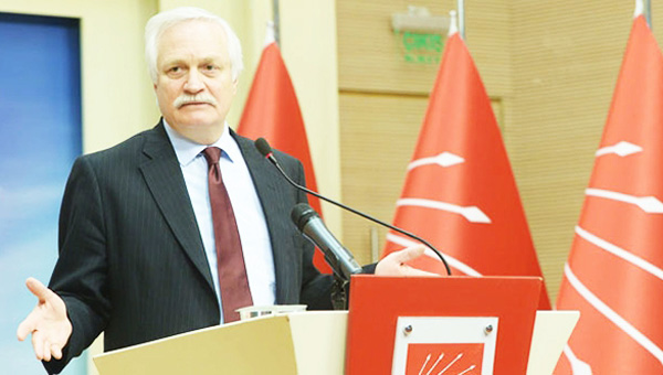 CHP'de Murat zelik istifa etti
