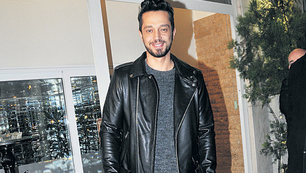 Murat Boz'dan 'Glen' aklamas!