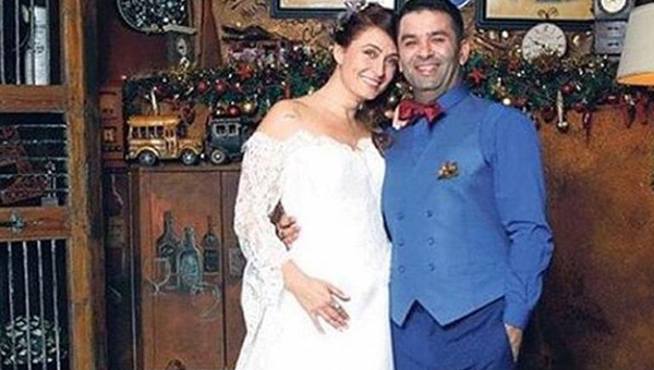 Ceyda Dvenci ve Blent akrak evlendi