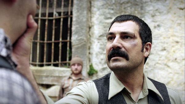 Blent nal yeni bir dnem dizisiyle dnyor