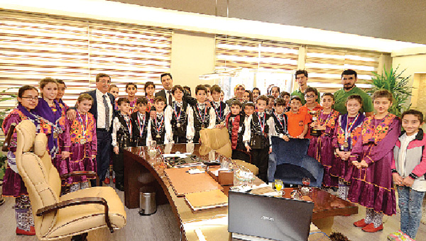 Pursaklarlı öğrenciler halk oyunlarında Ankara ikincisi