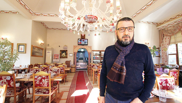 Yemek piirmeyi bilmem ama kebabn hasn bana sorabilirsiniz