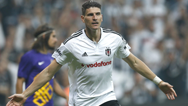 Gol att rekor geldi... Mario Gomez Beikta tarihine geti... 