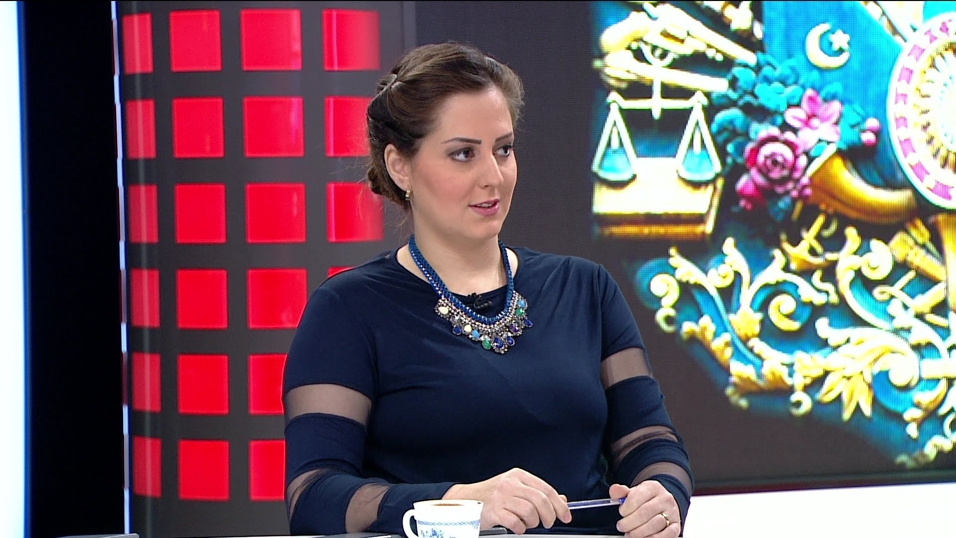Nilhan Osmanolu'ndan alfabe eletirisi