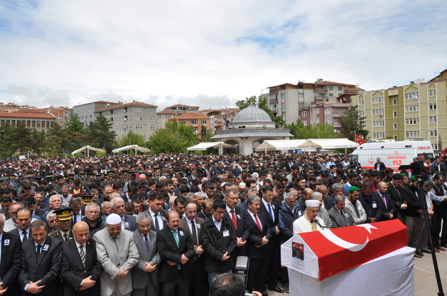 ehit polis Pekdoan son yolculuuna uurland