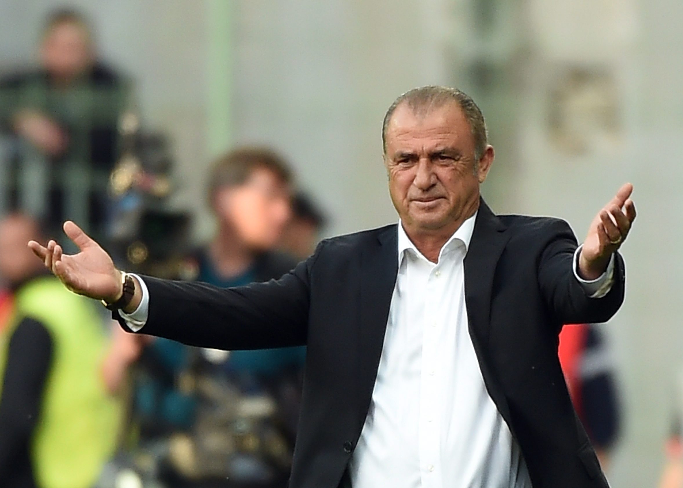 Fatih Terim'in keyfi yerinde! 3 ayr dille basn toplants yapt 