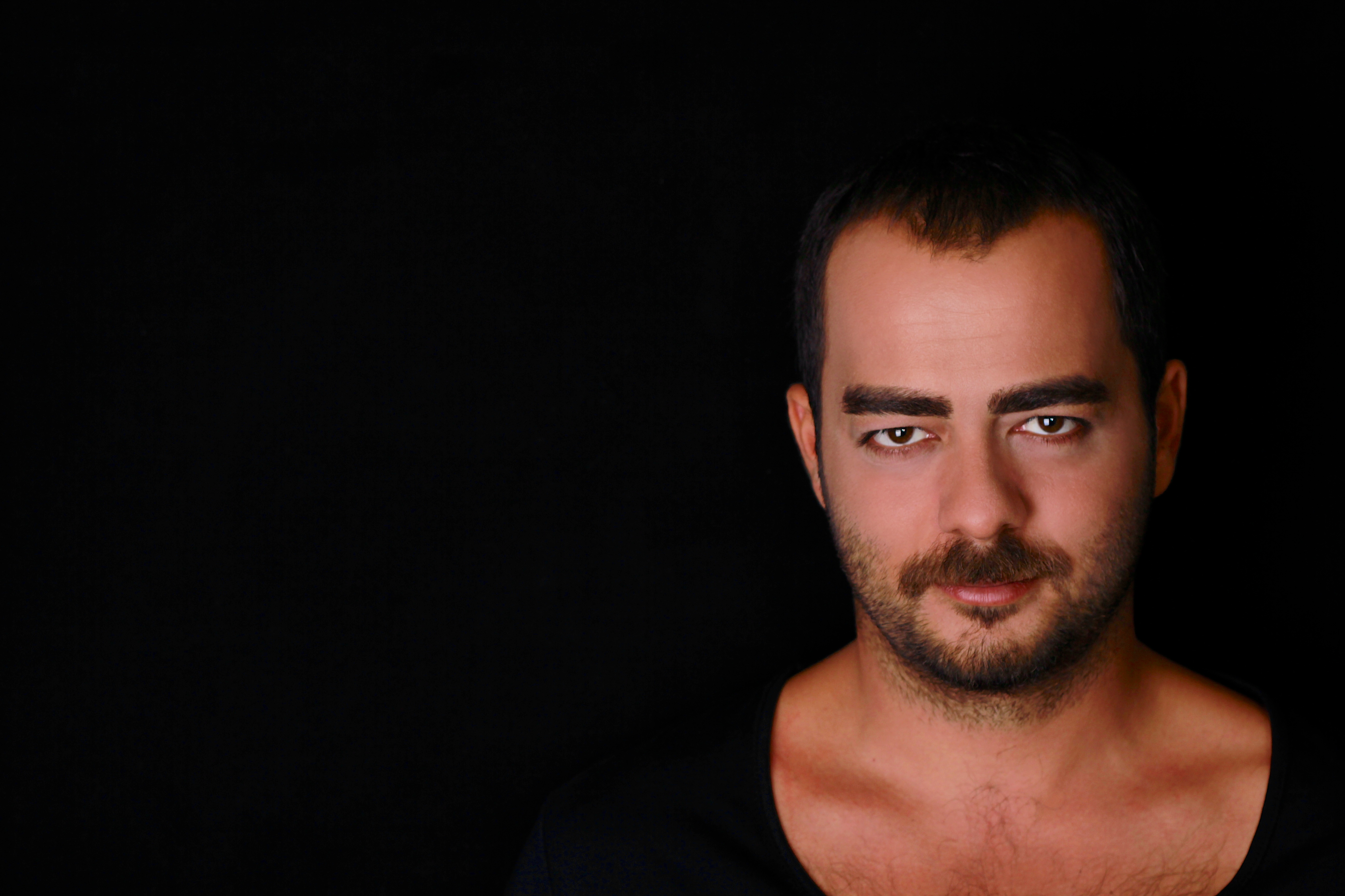 Kerem Frtna kimdir?