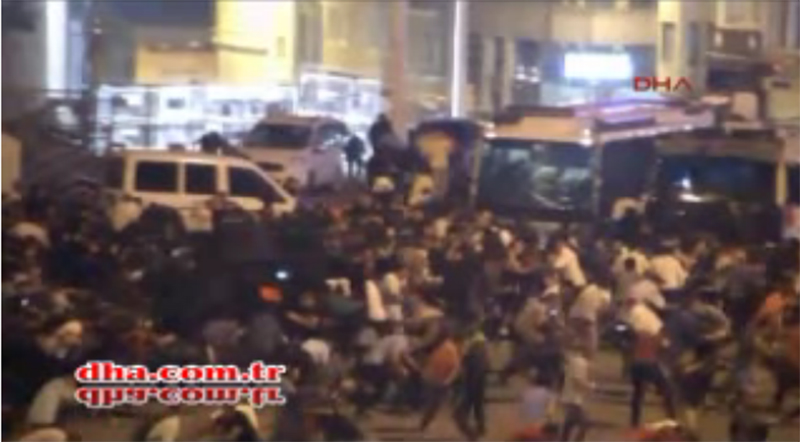 ��te 15 Temmuz gecesi Taksim Meydan�'nda ya�ananlar