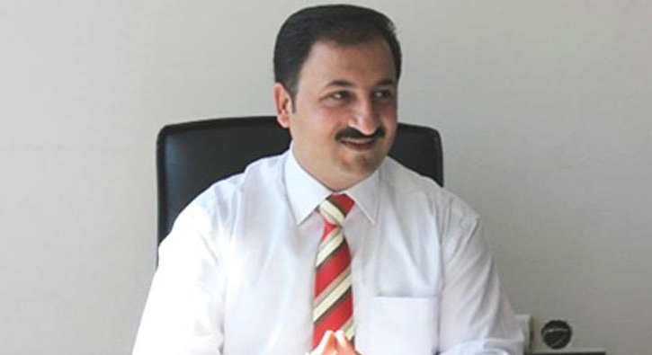  AK Parti'den ihra edilen Akale Belediye Bakan Baaran'n yerine yardmcs Polat seildi
