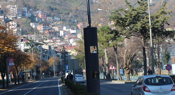 Tuzak radar oyunuyla 1 y�lda 500 bin ceza