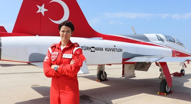Trk Hava Kuvvetleri'nde bir ilk 