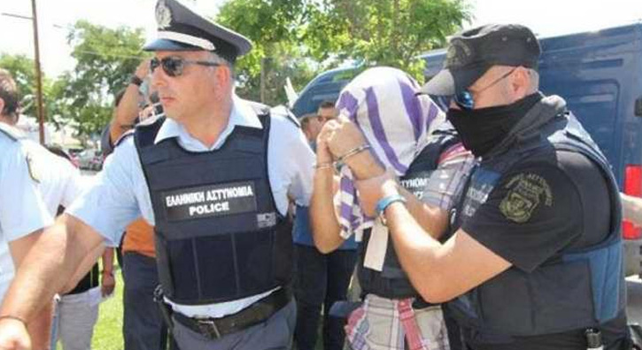 Firari darbeciler i�in tek yol iade 