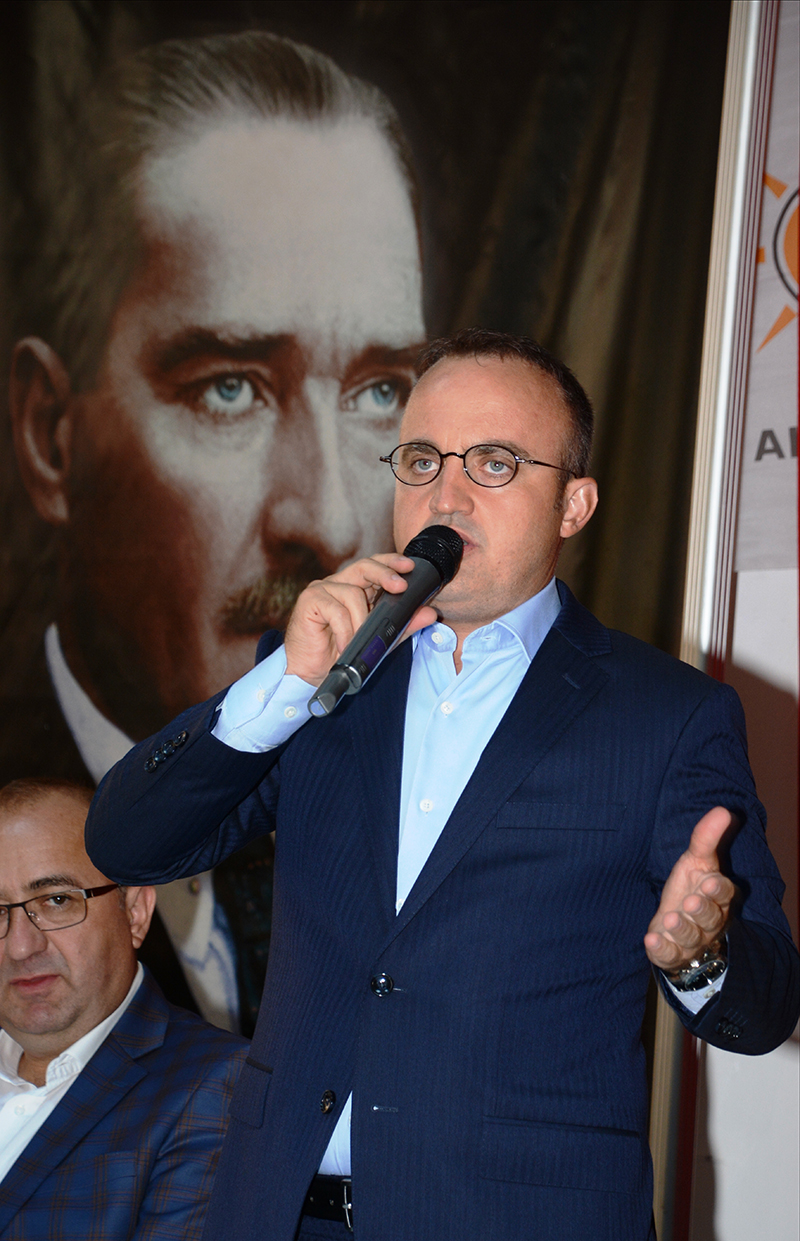 AK Partili Turan: CHP, FET ayarlarna m dnyor?