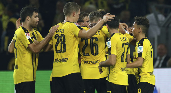 Dortmund, 3 puan 3 golle ald 